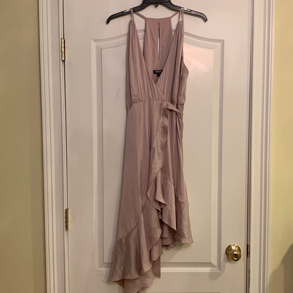 Champagne pink Express Wrap Dress NWT size small